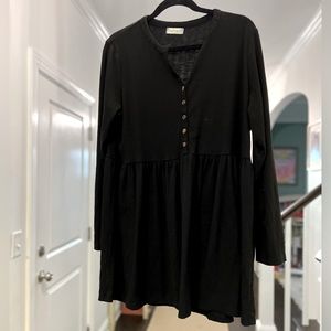 Vestique- size large - black long sleeve knit mini dress